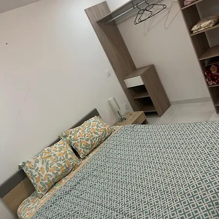 T2 Dans Apartamento Bagnols-sur-Cèze
